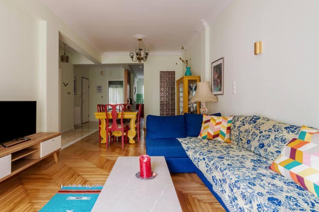 Iphigenia 2 Bedroom Retro Downtown Apartment Atena Exterior foto